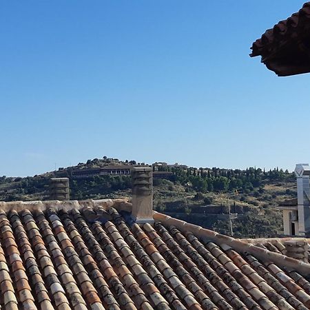 Domus Toledo Apartment ภายนอก รูปภาพ