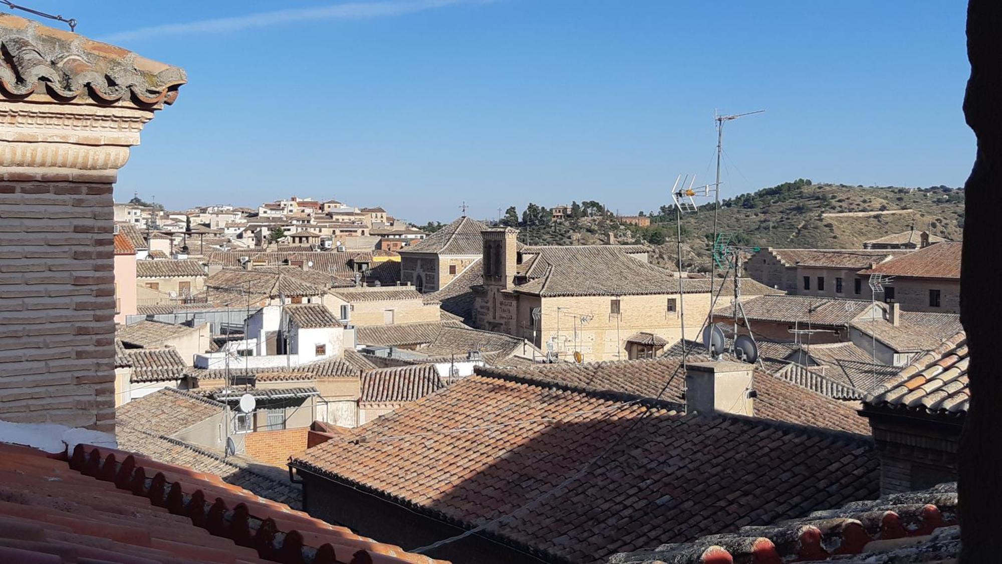 Domus Toledo Apartment ภายนอก รูปภาพ