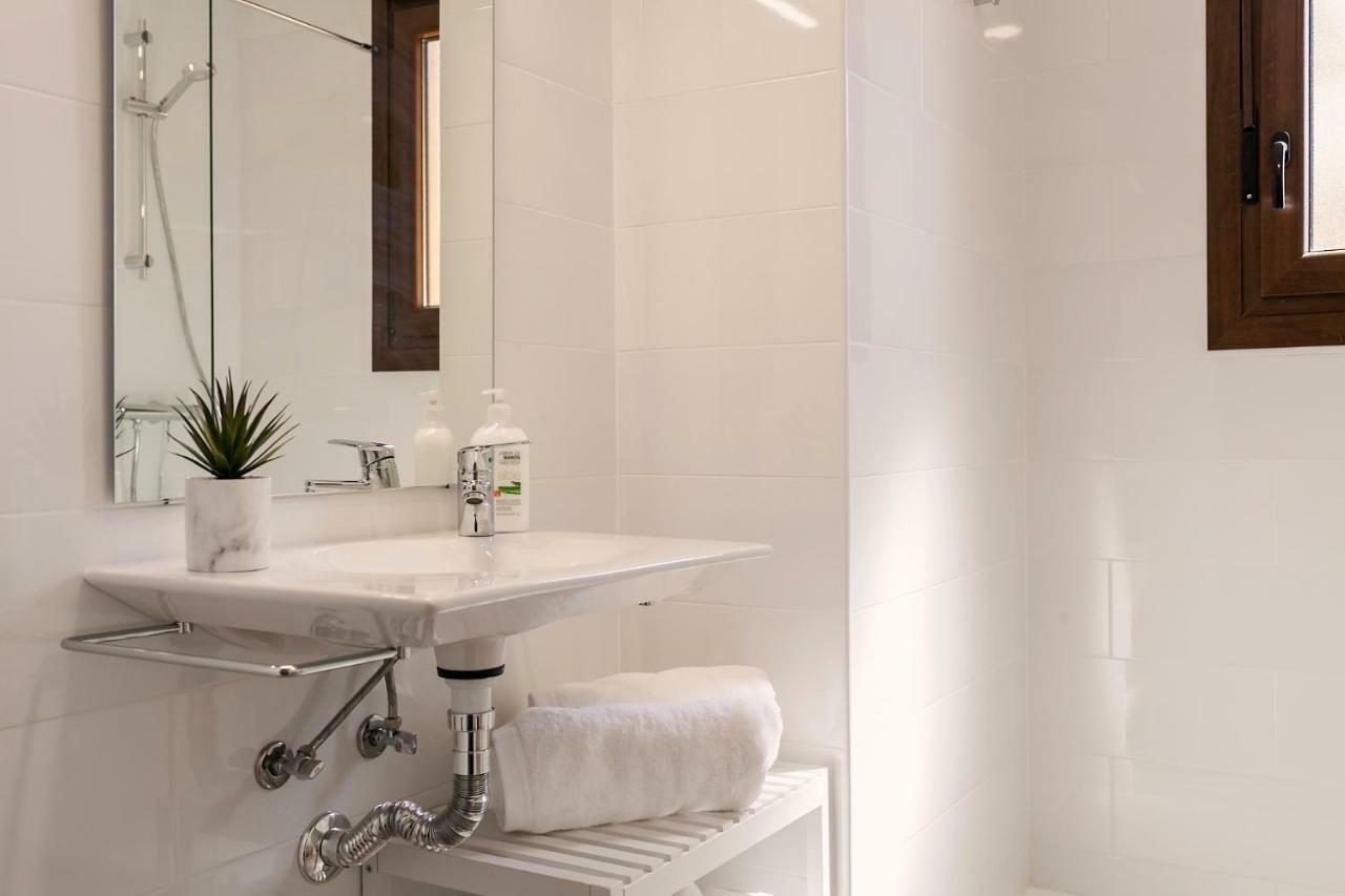 Domus Toledo Apartment ภายนอก รูปภาพ
