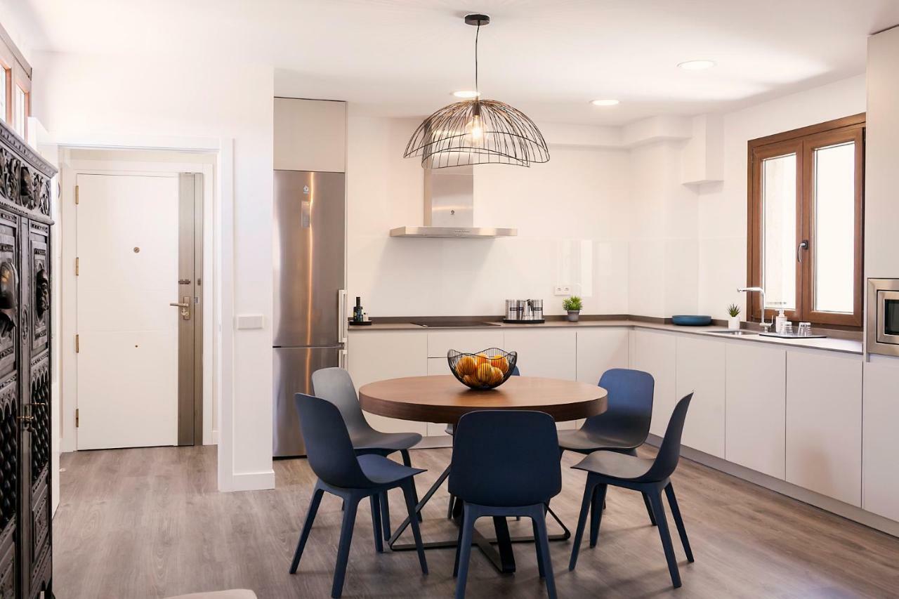Domus Toledo Apartment ภายนอก รูปภาพ