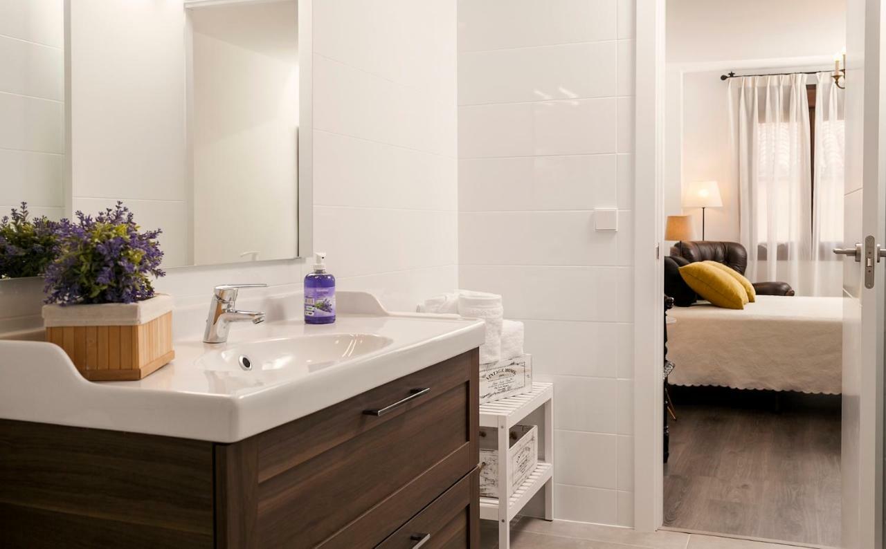 Domus Toledo Apartment ภายนอก รูปภาพ